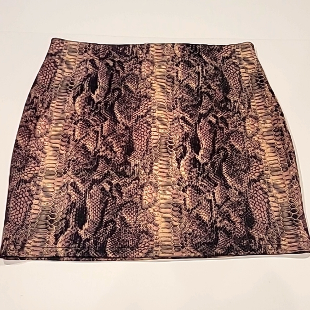 Venti6 Snake Skin Pattern Suede Skirt Mini Pink Black Large - Picture 3 of 10